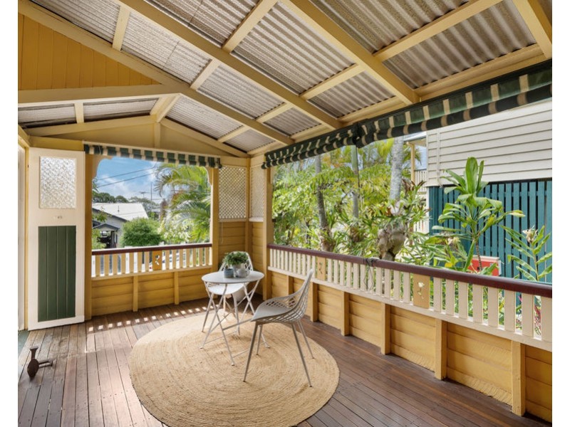 20 Brown Street, Camp Hill QLD 4152