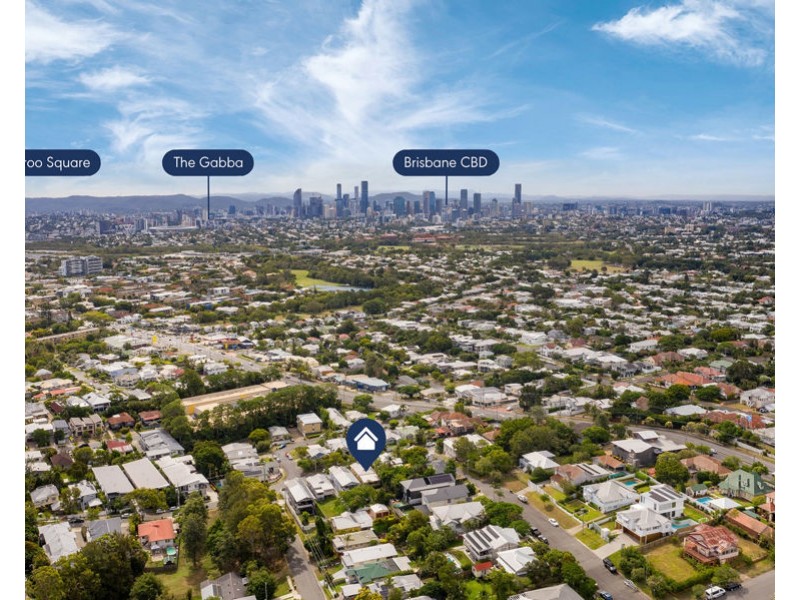 20 Brown Street, Camp Hill QLD 4152