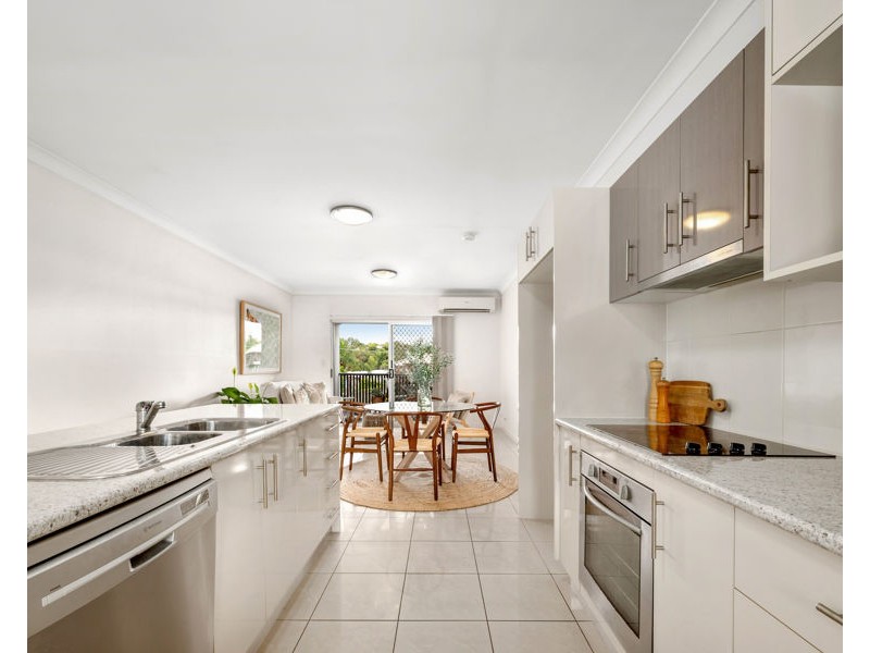 6/15 Rolle Street, Holland Park West QLD 4121