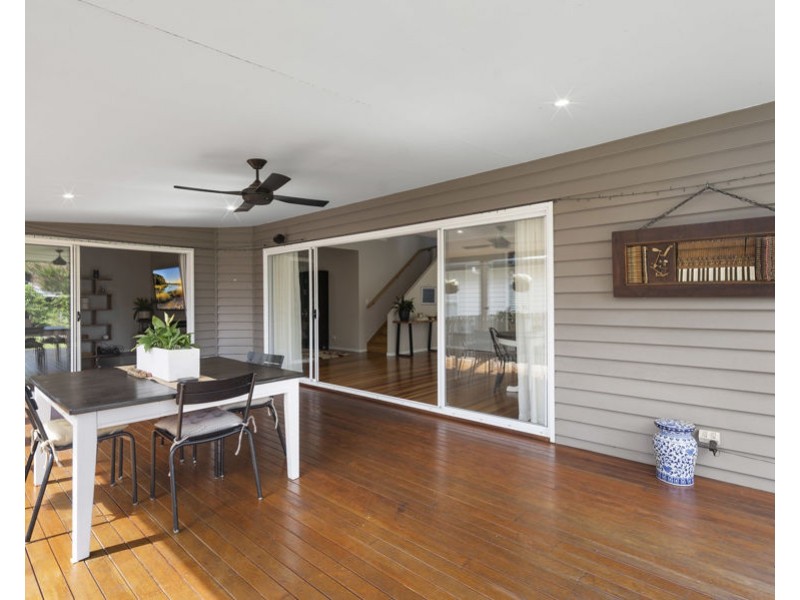 56 Framont Ave, Holland Park QLD 4121