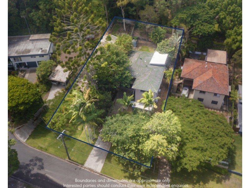17 Flynn st, Holland Park West QLD 4121