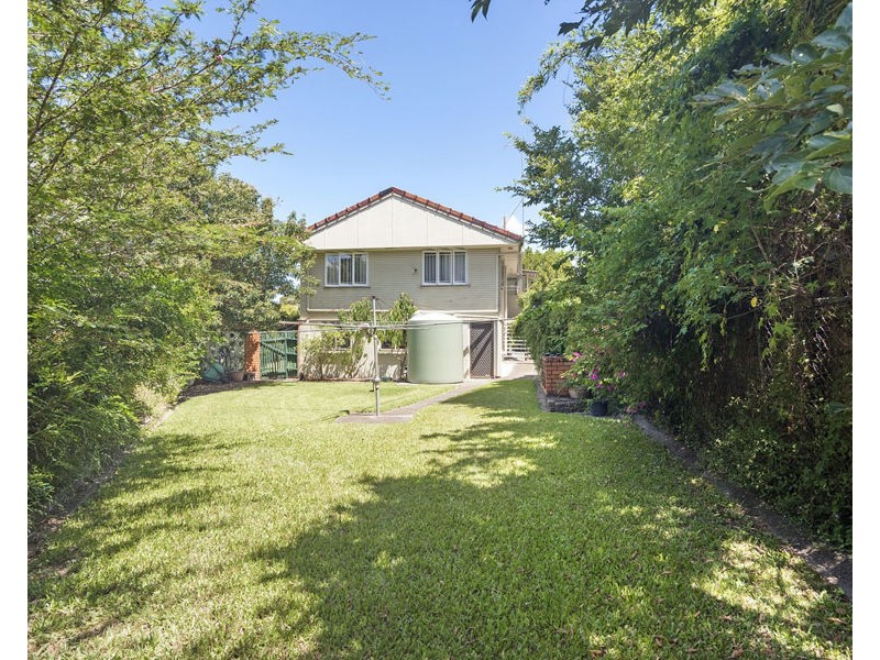 88 Sydney Avenue, Camp Hill QLD 4152