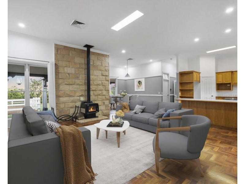 56 Nioka St, Brookfield QLD 4069