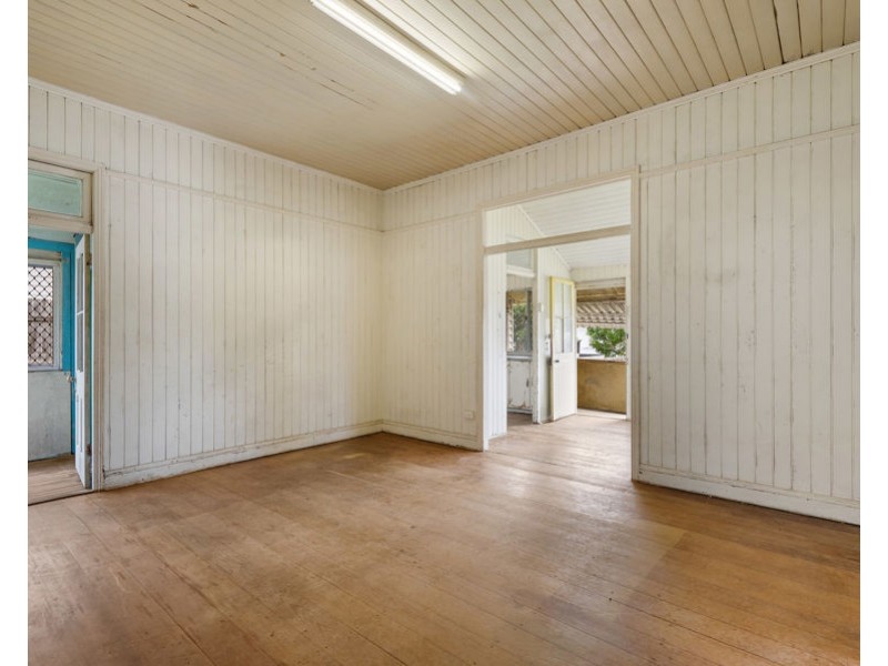 20 Hipwood Ave, Coorparoo QLD 4151