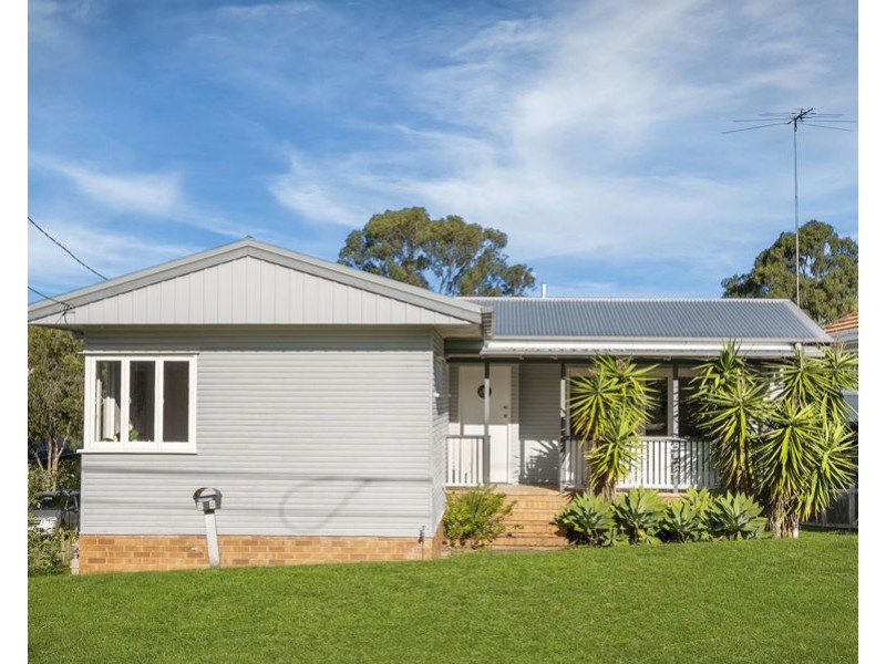 24 Queensthorpe St, Tarragindi QLD 4121