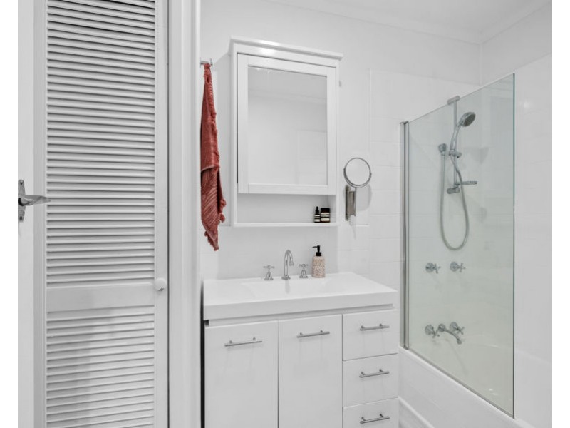 2 Suncroft Street, Mount Gravatt QLD 4122