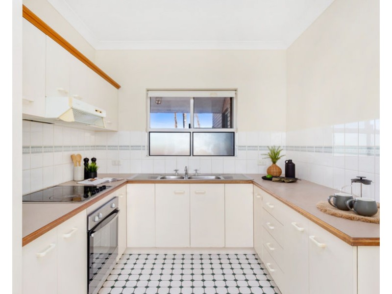 5/282 Cavendish Road, Coorparoo QLD 4151