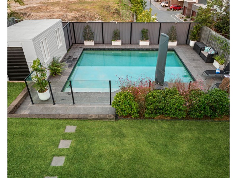 11 Kensington Avenue, Seven Hills QLD 4170