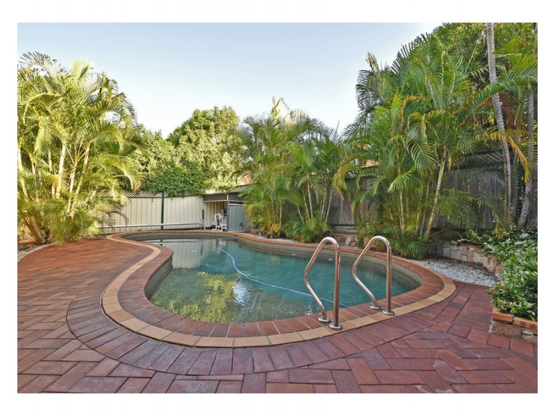 6 Coolmunda Street, Mansfield QLD 4122