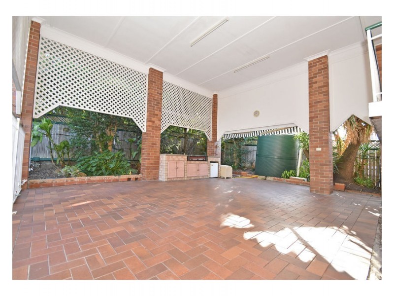 6 Coolmunda Street, Mansfield QLD 4122