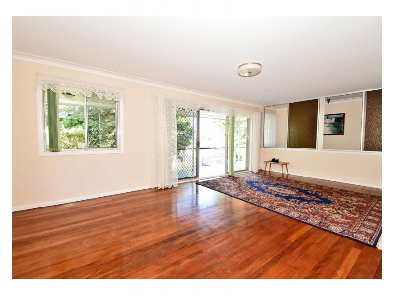 6 Coolmunda Street, Mansfield QLD 4122