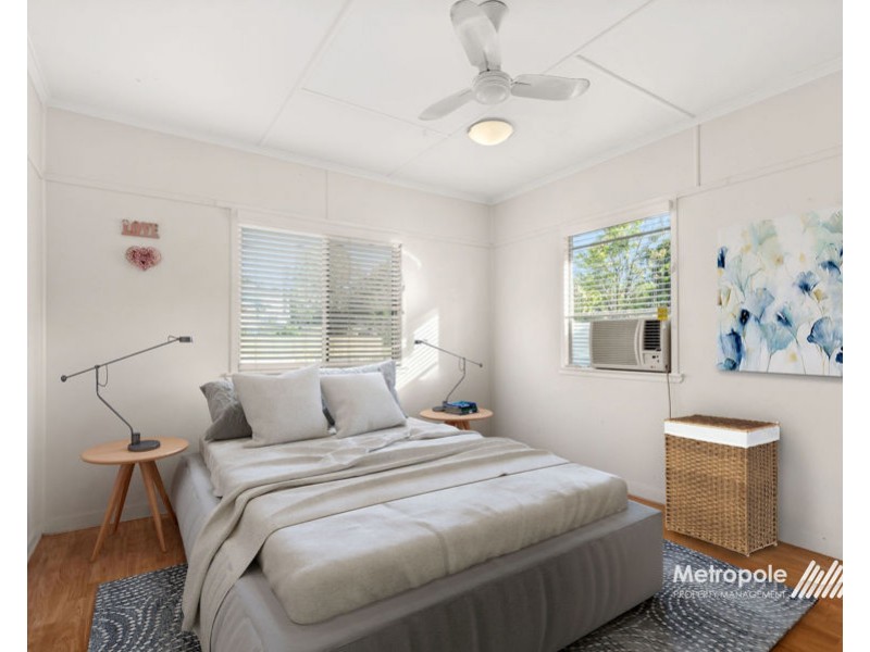 7 Pond Street, Mount Gravatt East QLD 4122