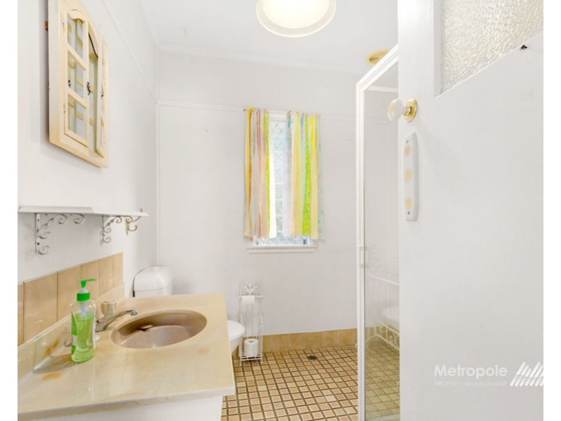 7 Pond Street, Mount Gravatt East QLD 4122