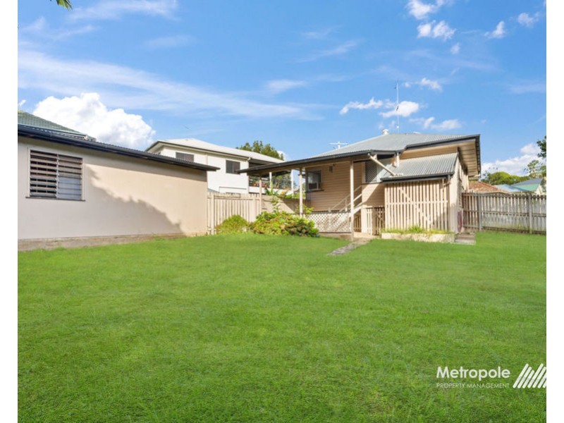7 Pond Street, Mount Gravatt East QLD 4122