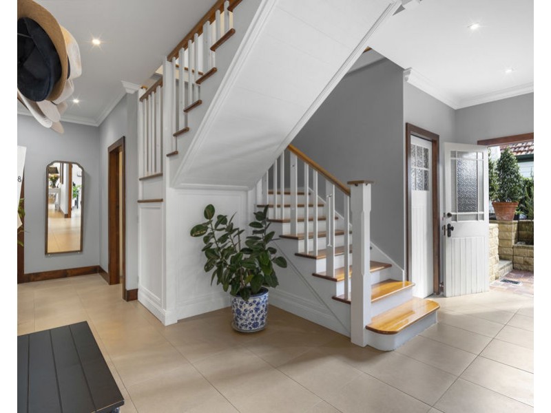 25 Beet Street, Coorparoo QLD 4151