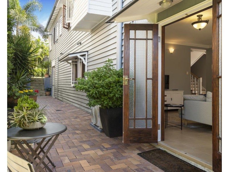 25 Beet Street, Coorparoo QLD 4151