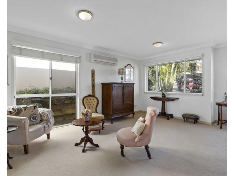 5 Tipuana Close, Carindale QLD 4152