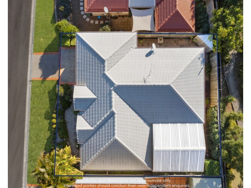 5 Tipuana Close, Carindale QLD 4152