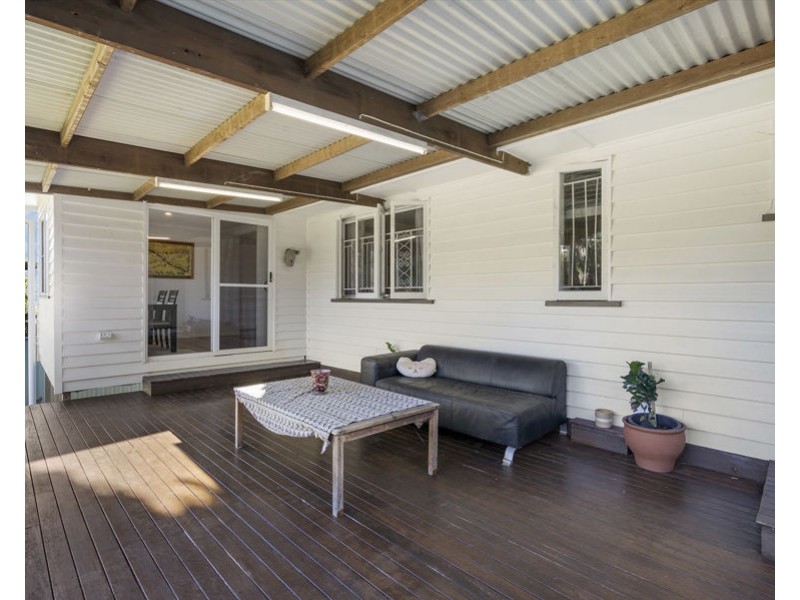 59 Binya St, Holland Park QLD 4121