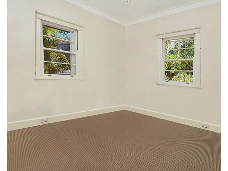 67 Macaulay Street, Coorparoo QLD 4151