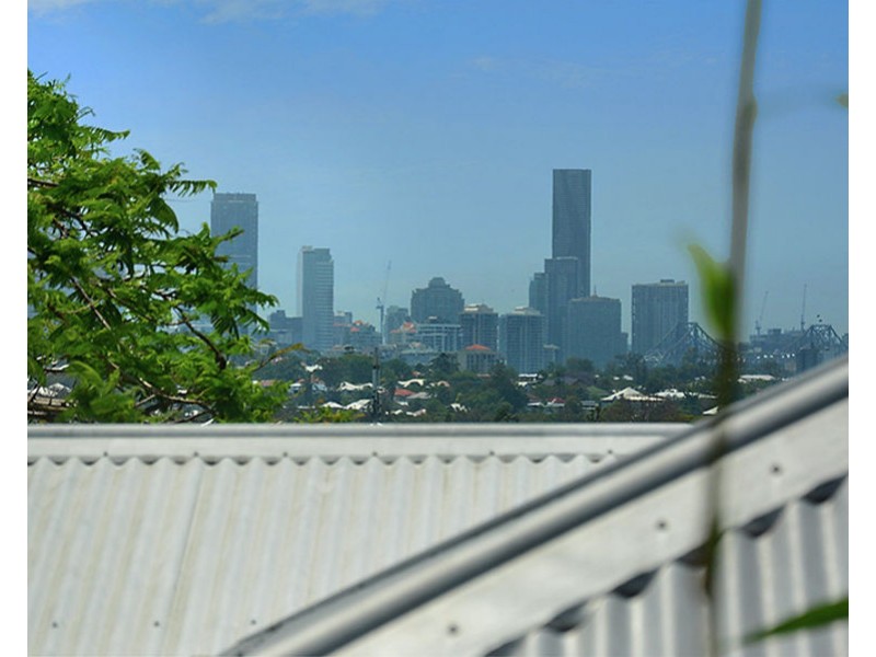 67 Macaulay Street, Coorparoo QLD 4151