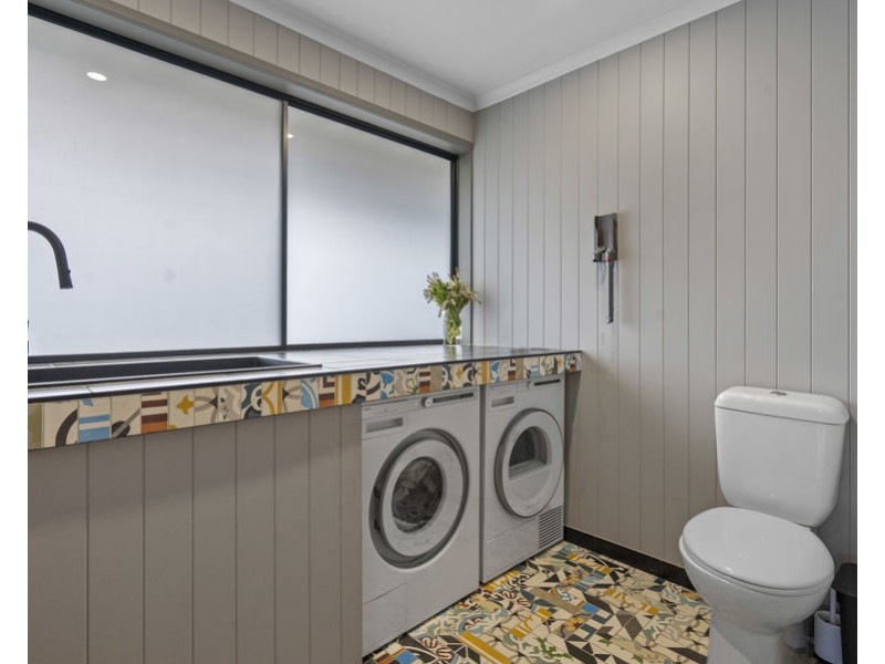 22 Cunard Street, Holland Park QLD 4121