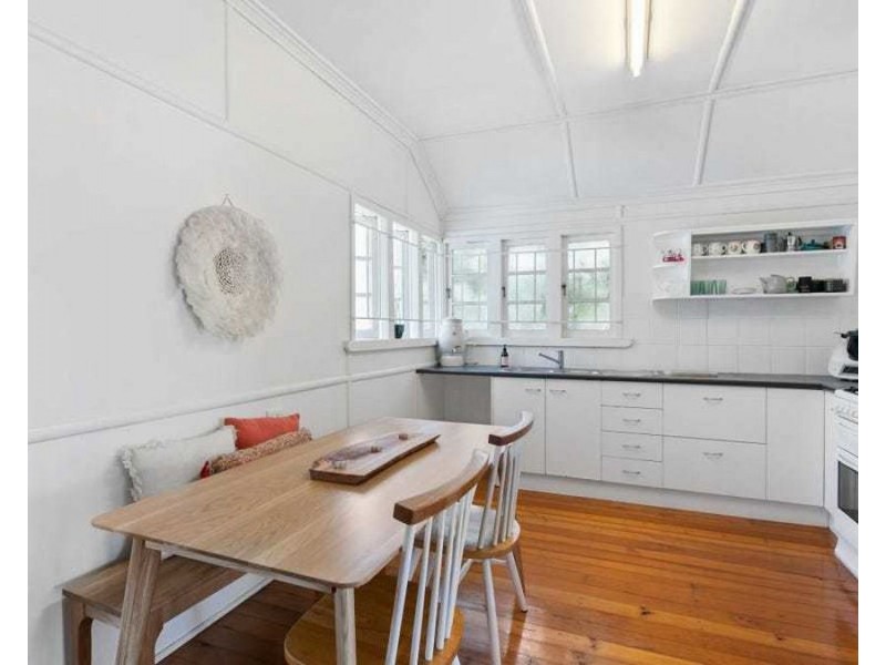 29 Oxley Dr, Holland Park QLD 4121