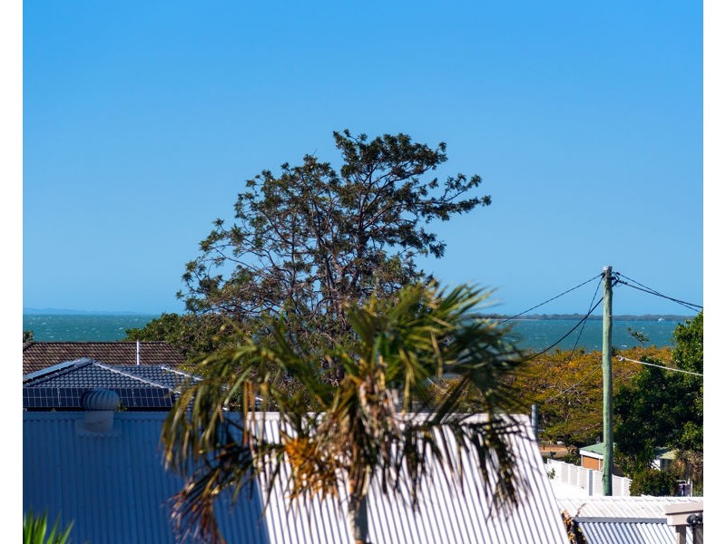 26 Walnut Street, Wynnum QLD 4178