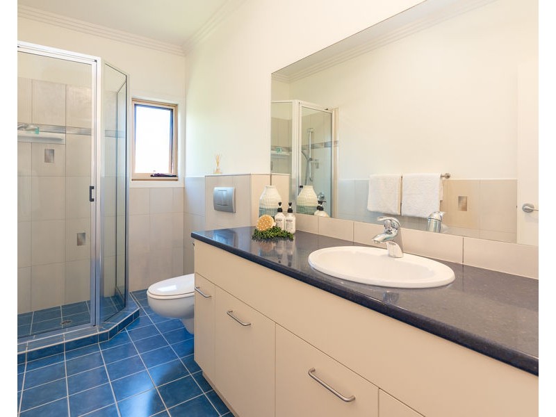 26 Walnut Street, Wynnum QLD 4178