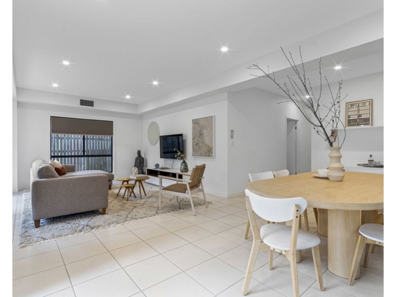 38 Meridian Street, Coorparoo QLD 4151