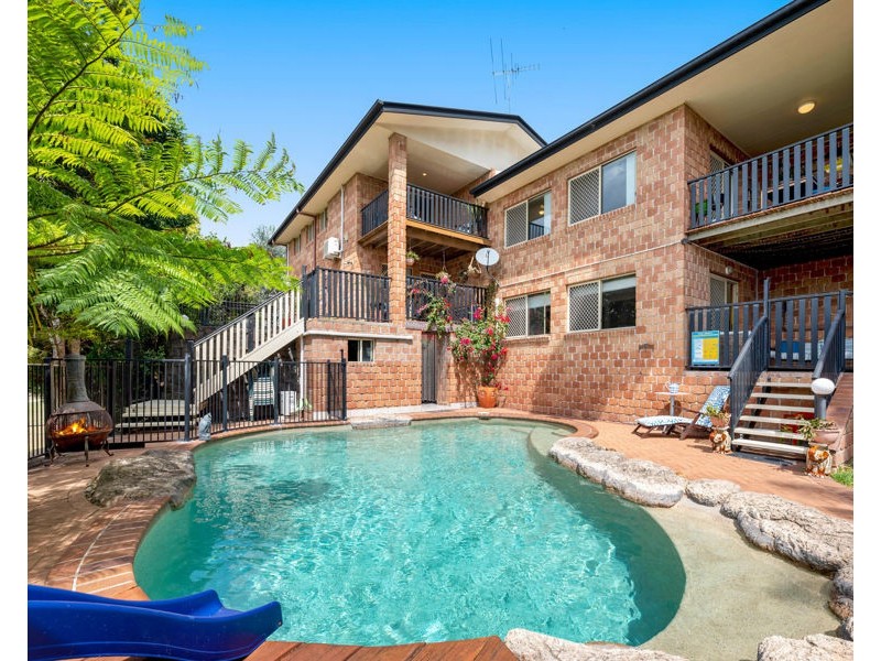 4a Lindsay Street, Coorparoo QLD 4151