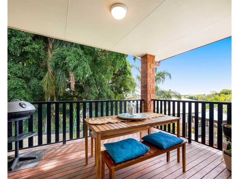 4a Lindsay Street, Coorparoo QLD 4151