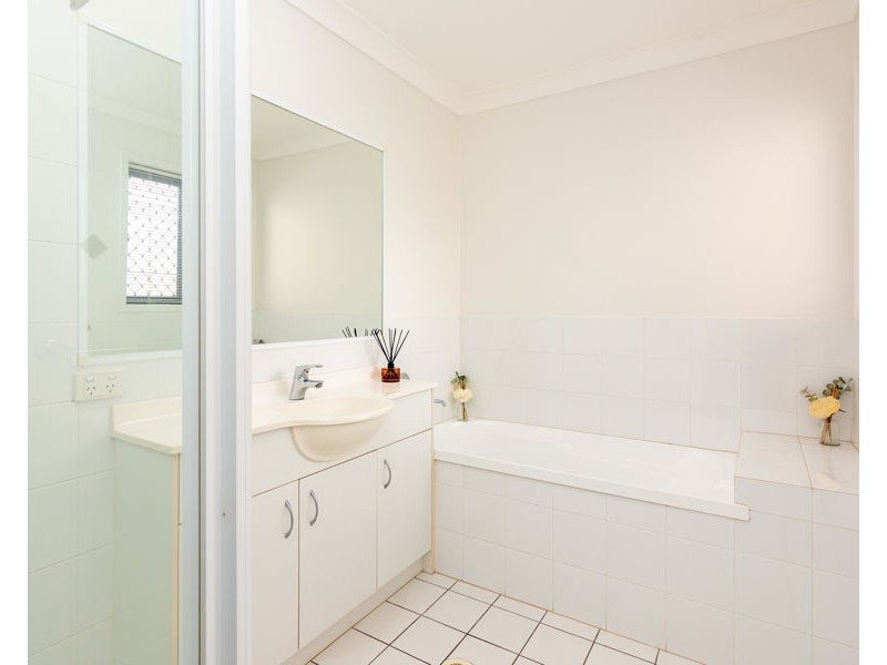 138 Kate Street, Carina QLD 4152