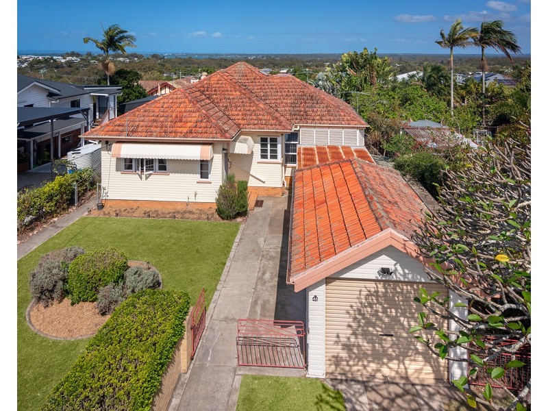 48 Manly Rd, Manly West QLD 4179