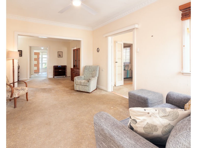 48 Manly Rd, Manly West QLD 4179