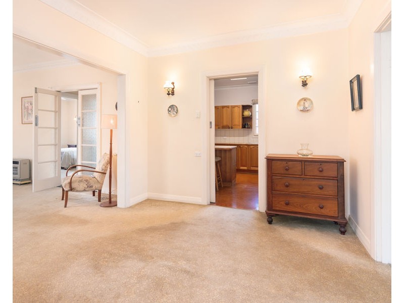 48 Manly Rd, Manly West QLD 4179