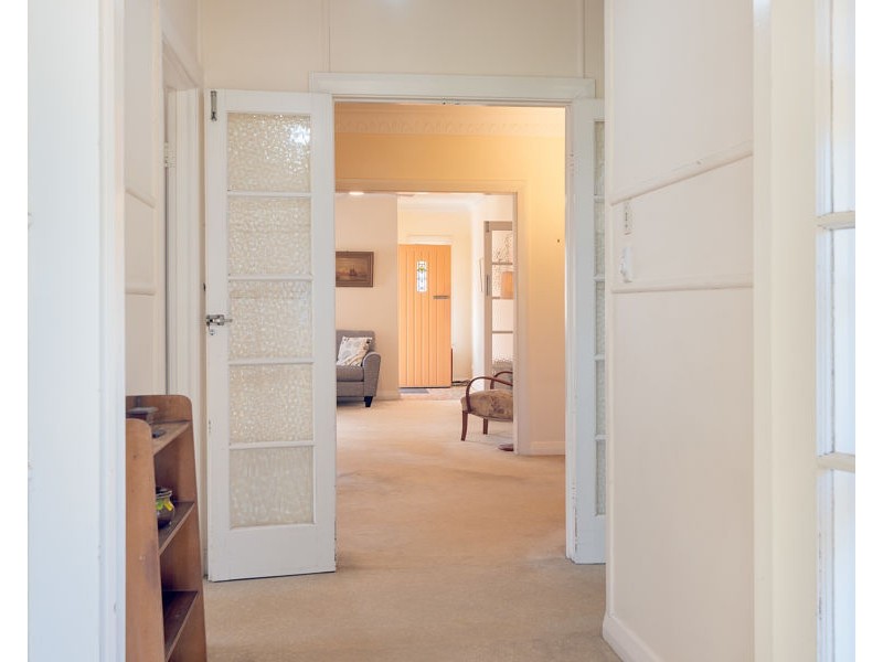 48 Manly Rd, Manly West QLD 4179