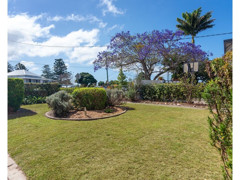 48 Manly Rd, Manly West QLD 4179