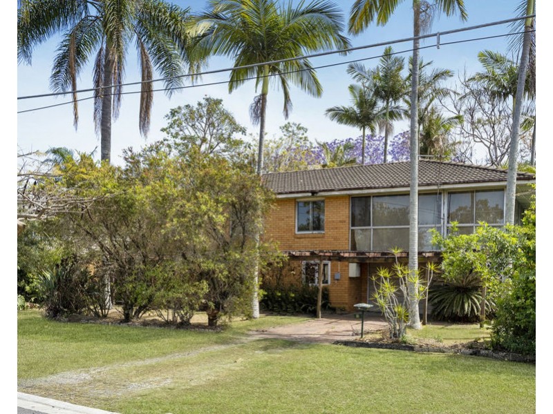 8 Cooper Rd, Northgate QLD 4013