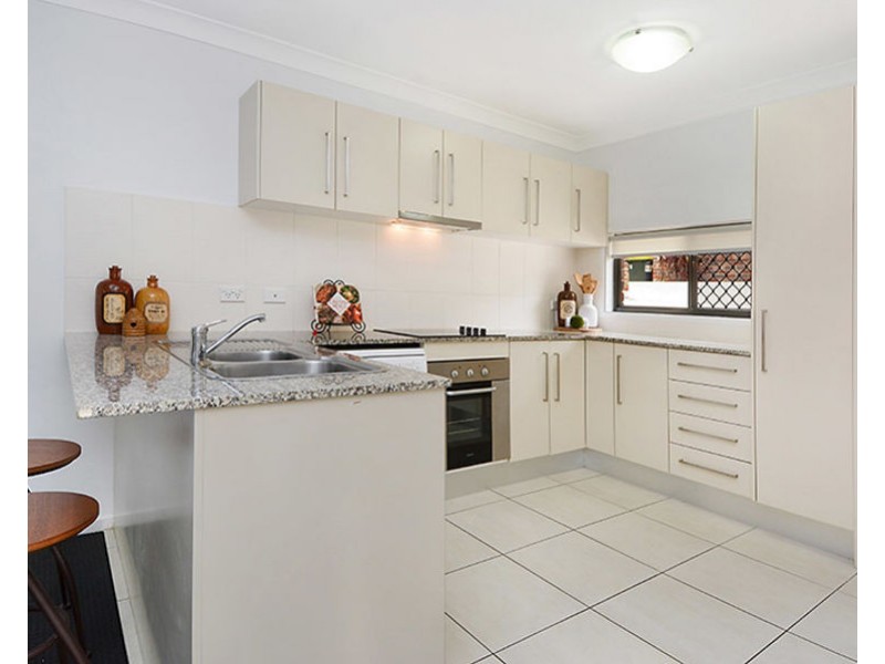 11/51-55 Daniells Street, Carina QLD 4152