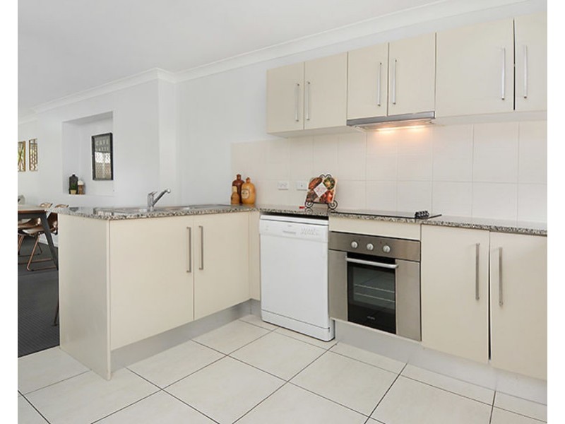 11/51-55 Daniells Street, Carina QLD 4152