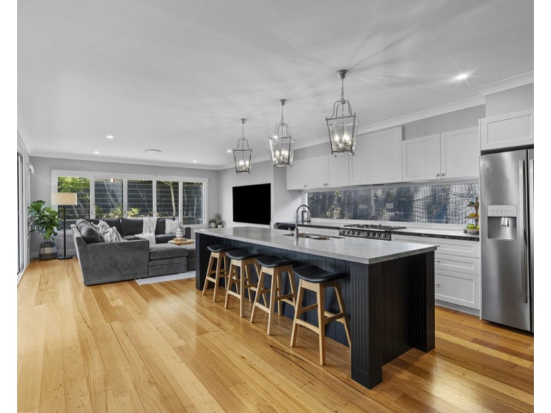 14 Brae Street, Coorparoo QLD 4151