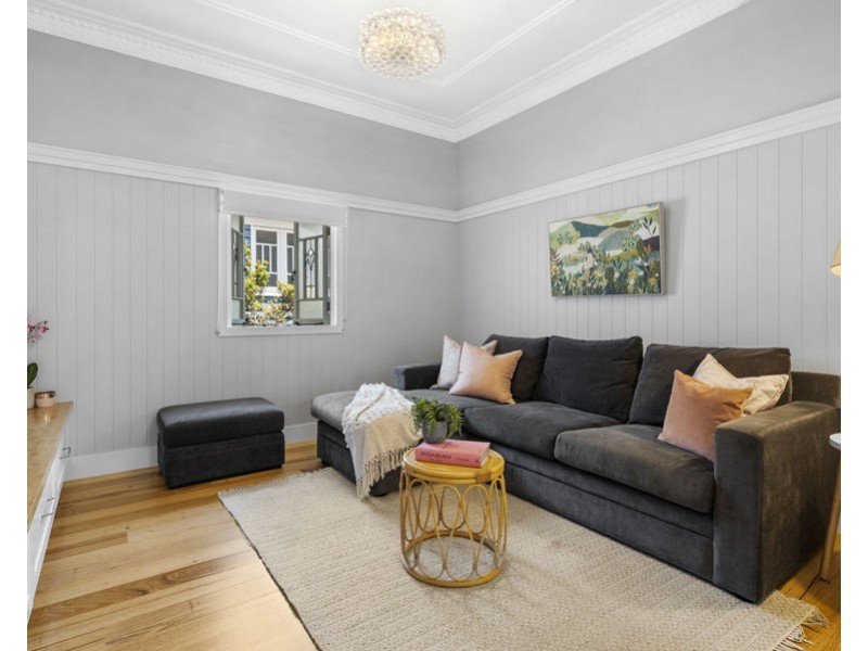 14 Brae Street, Coorparoo QLD 4151