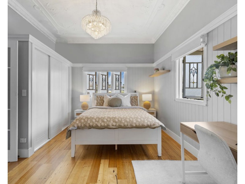 14 Brae Street, Coorparoo QLD 4151