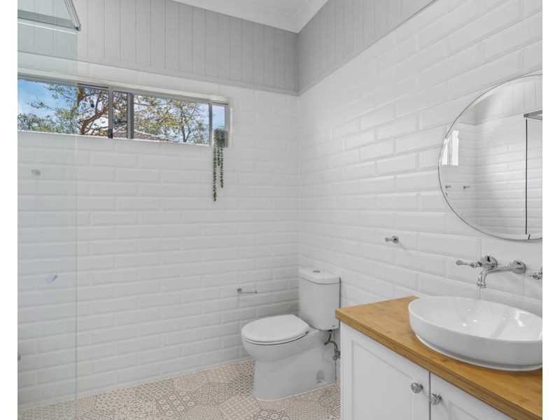 14 Brae Street, Coorparoo QLD 4151