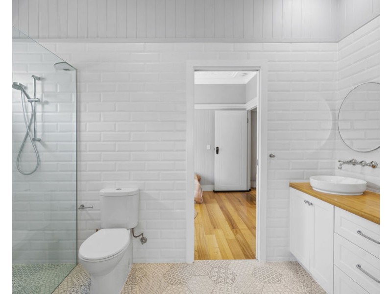 14 Brae Street, Coorparoo QLD 4151