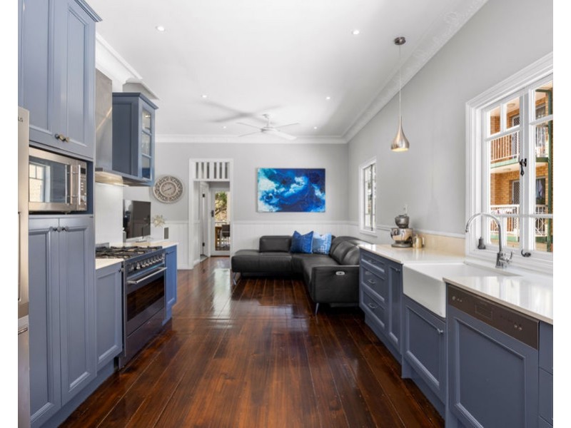 62 Jellicoe Street, Coorparoo QLD 4151