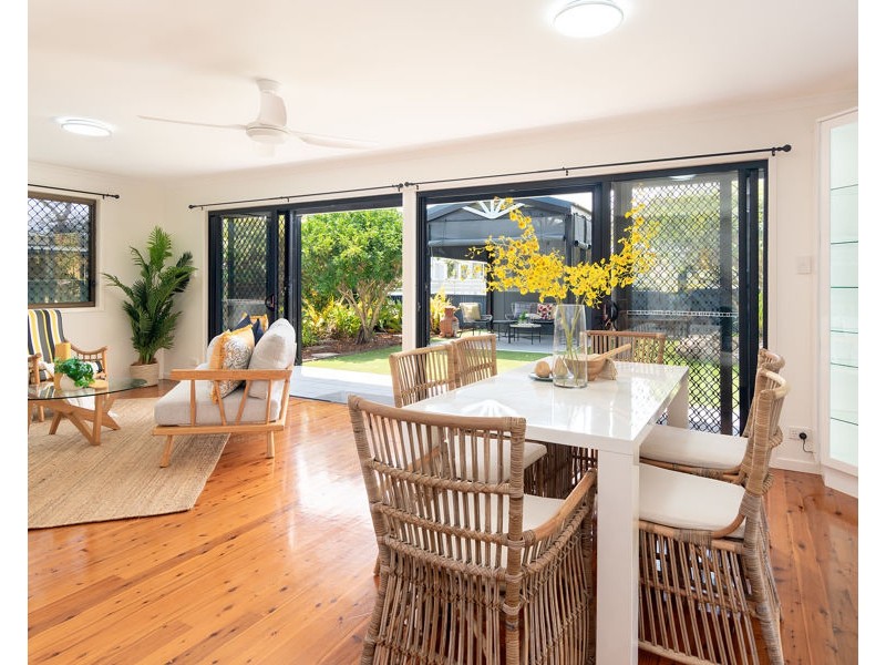 9-11 Nora St, Thorneside QLD 4158