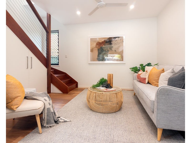 9-11 Nora St, Thorneside QLD 4158