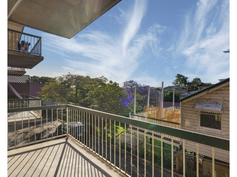 1/23 Holland St, Greenslopes QLD 4120